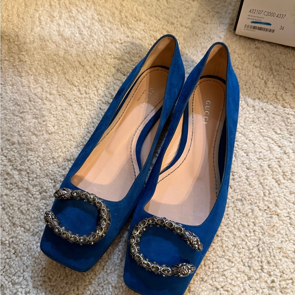Gucci Women's Royal Blue Flats with Embellished Buckle